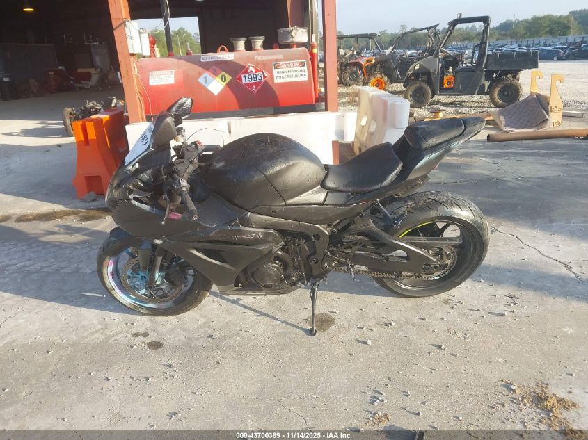 2023 Suzuki Gsx-R1000 VIN: JS1DM11B2P7100172 Lot: 43700389