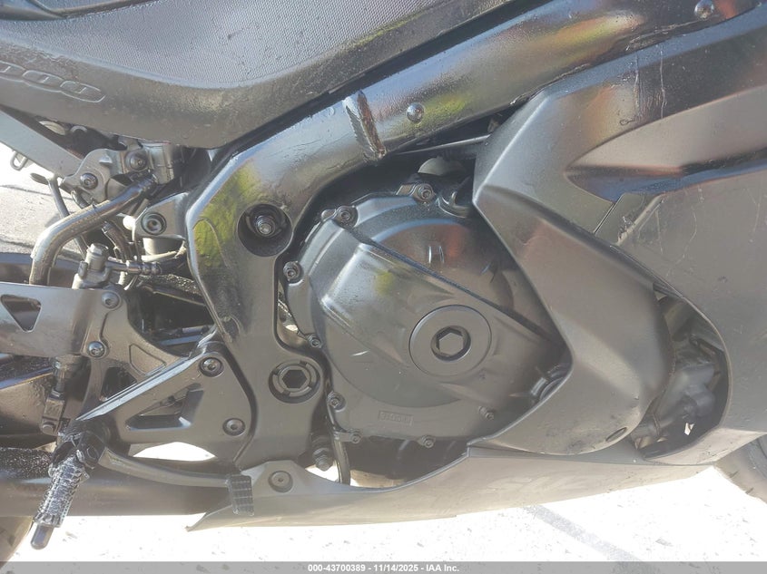 2023 Suzuki Gsx-R1000 VIN: JS1DM11B2P7100172 Lot: 43700389