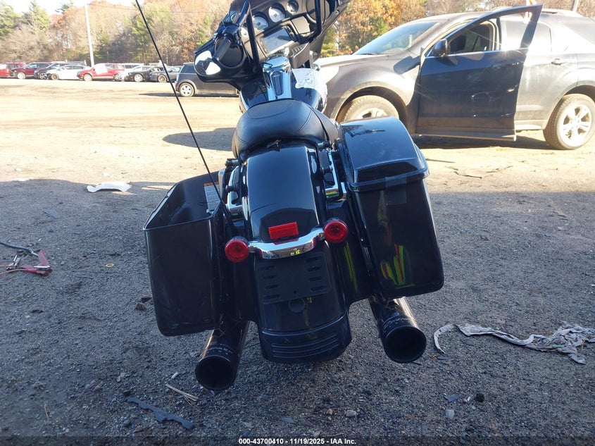 2018 Harley-Davidson Flhx Street Glide VIN: 1HD1KBC18JB616788 Lot: 43700410