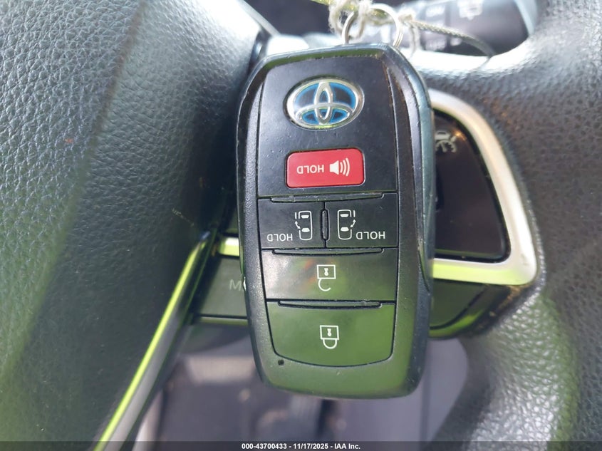 2021 Toyota Sienna Le VIN: 5TDKRKECXMS065518 Lot: 43700433