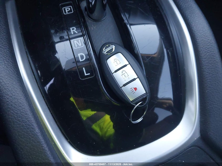 2016 NISSAN ROGUE SV - KNMAT2MV3GP684878