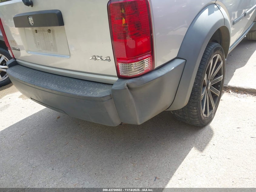 2007 Dodge Nitro Sxt VIN: 1D8GU28K17W739262 Lot: 43700502