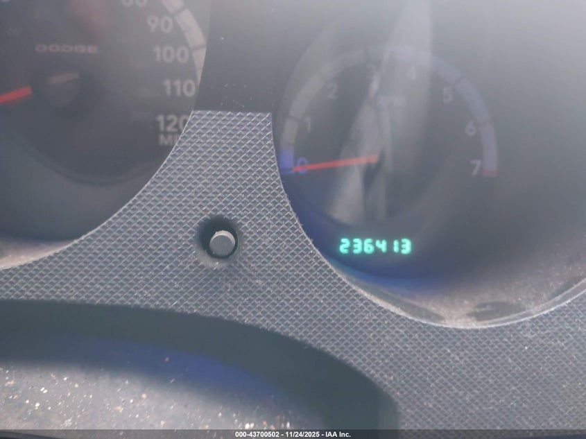 2007 Dodge Nitro Sxt VIN: 1D8GU28K17W739262 Lot: 43700502