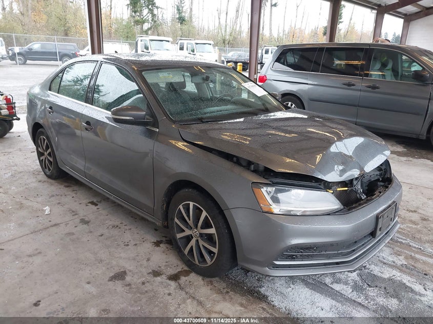 VOLKSWAGEN JETTA 1.4T SE