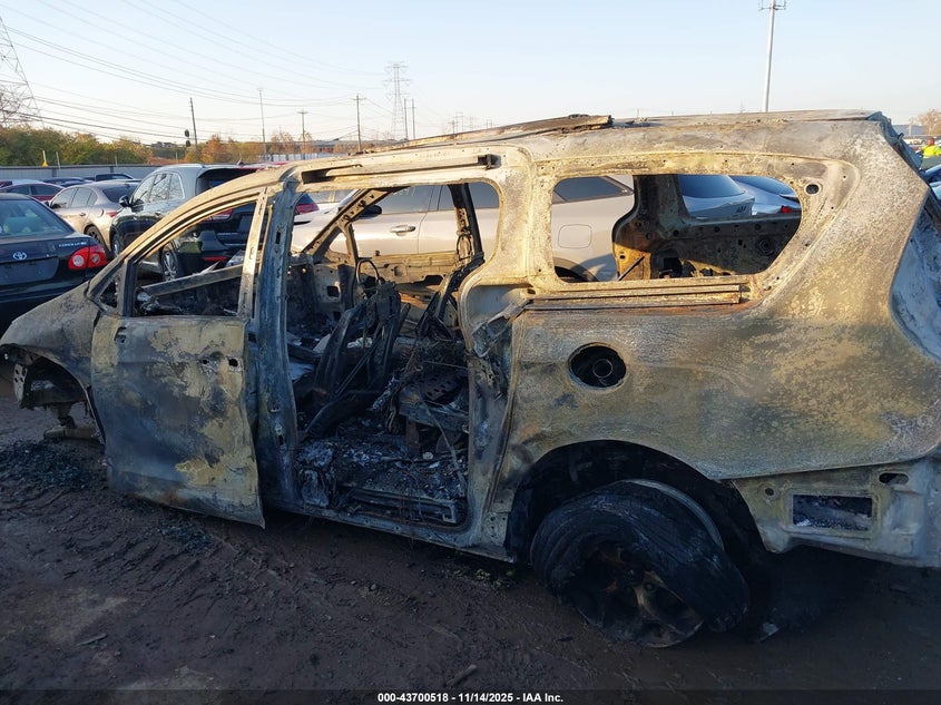 2020 Chrysler Pacifica Touring L Plus VIN: 2C4RC1EG3LR287046 Lot: 43700518