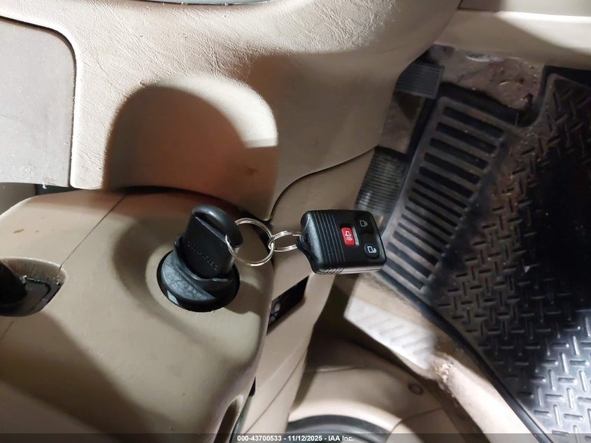 2006 Ford Escape Limited VIN: 1FMCU94126KA37083 Lot: 43700533