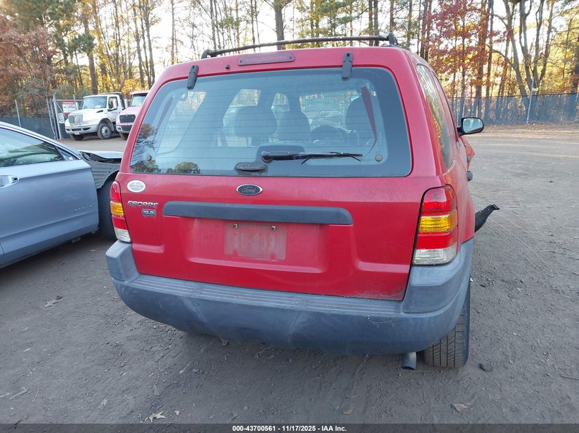 2002 Ford Escape Xls VIN: 1FMYU01192KD43021 Lot: 43700561