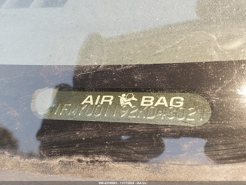 2002 Ford Escape Xls VIN: 1FMYU01192KD43021 Lot: 43700561