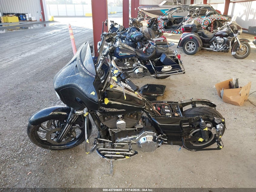 2015 Harley-Davidson Flhxs Street Glide Special VIN: 1HD1KRM37FB602073 Lot: 43700608