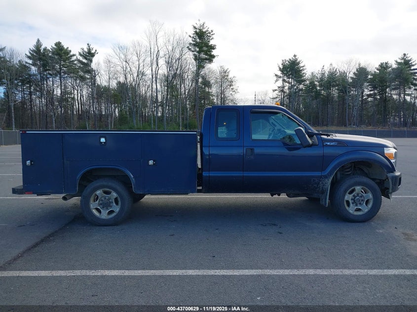 2015 Ford F-350 Chassis Xl VIN: 1FD8X3F66FEC56212 Lot: 43700629