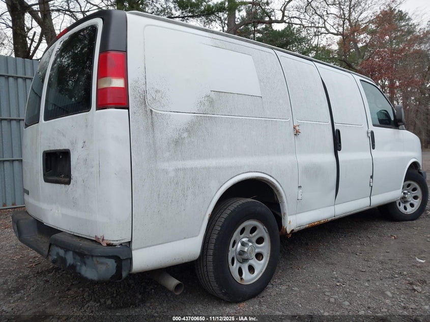 1GCSGAFX5C1108675 2012 CHEVROLET  photo no. 6