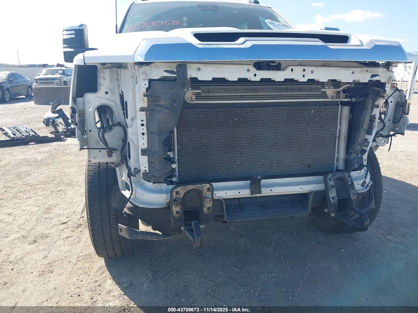 2025 GMC Sierra 2500Hd 4Wd Standard Bed Slt VIN: 1GT4UNE71SF126618 Lot: 43700673