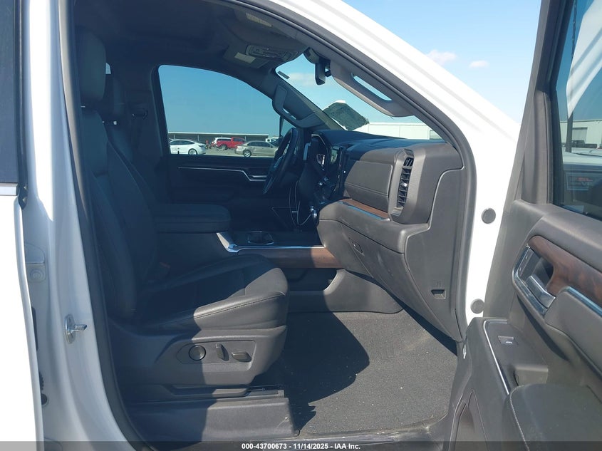 2025 GMC Sierra 2500Hd 4Wd Standard Bed Slt VIN: 1GT4UNE71SF126618 Lot: 43700673