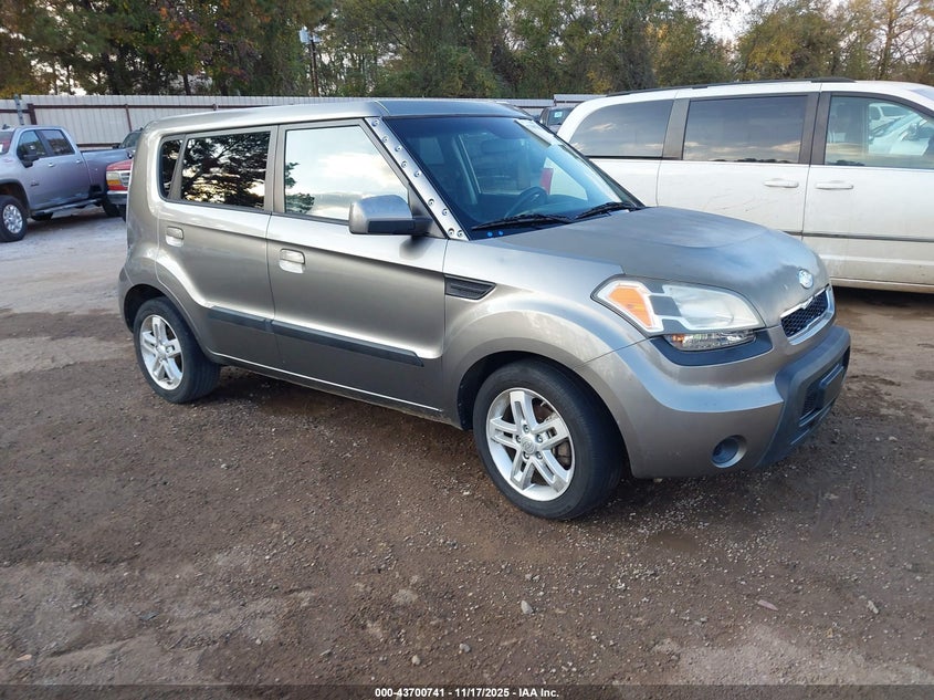 KIA SOUL +