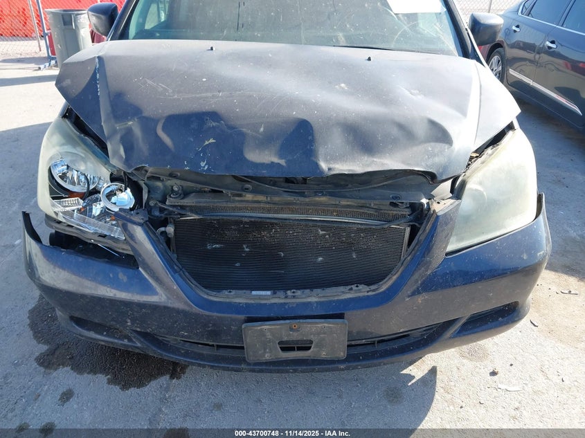 2007 Honda Odyssey Ex-L VIN: 5FNRL38787B118987 Lot: 43700748