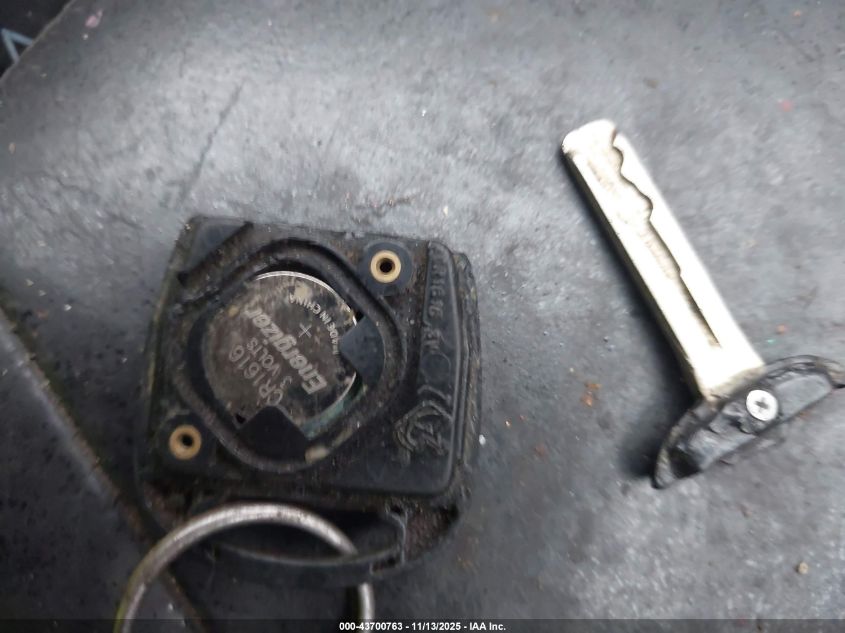 2003 Lexus Es 300 VIN: JTHBF30G135037571 Lot: 43700763