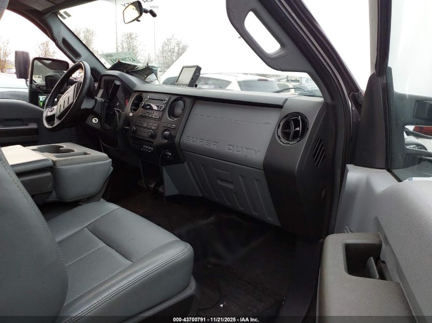 2016 Ford F-350 Chassis Xl VIN: 1FDRF3G62GEA60405 Lot: 43700791