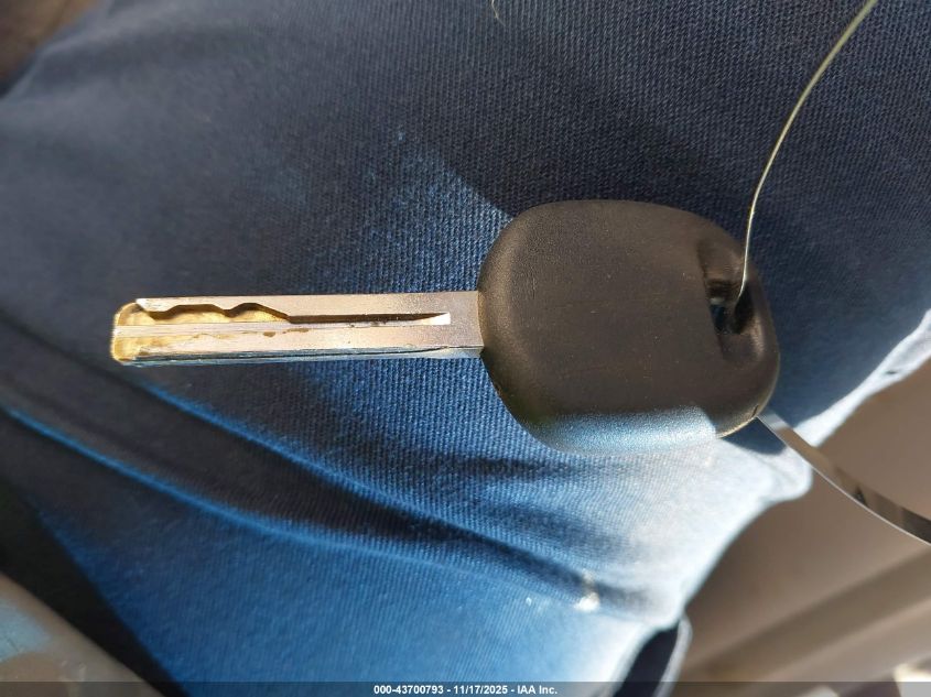 2003 Lexus Es 300 VIN: JTHBF30G636008898 Lot: 43700793