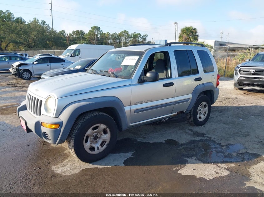 1J4GL48K03W625402 2003 JEEP LIBERTY (NORTH AMERICA) photo no. 2