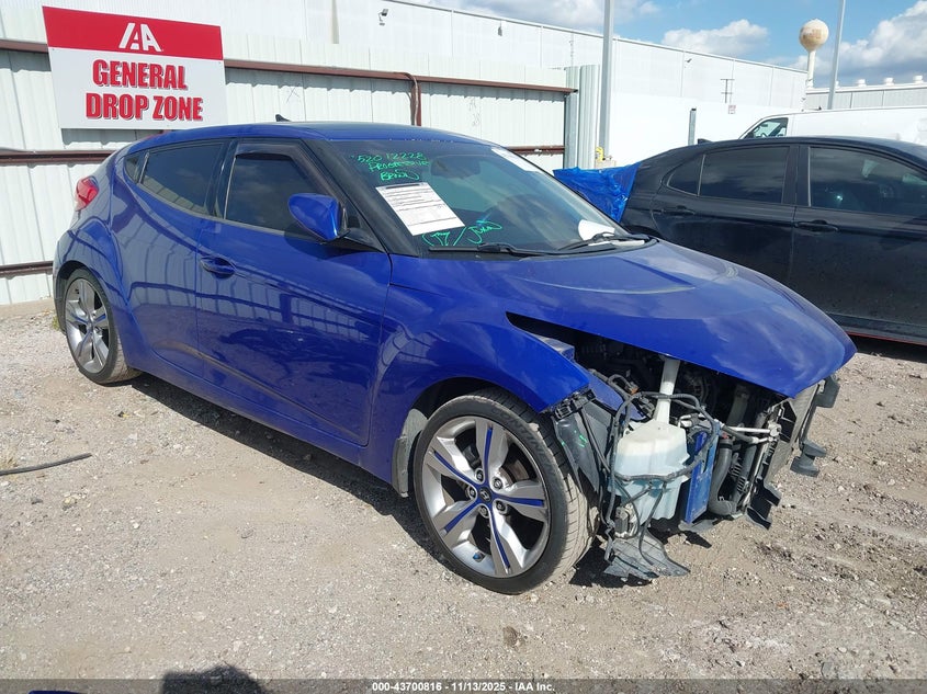 HYUNDAI VELOSTER BASE W/BLACK