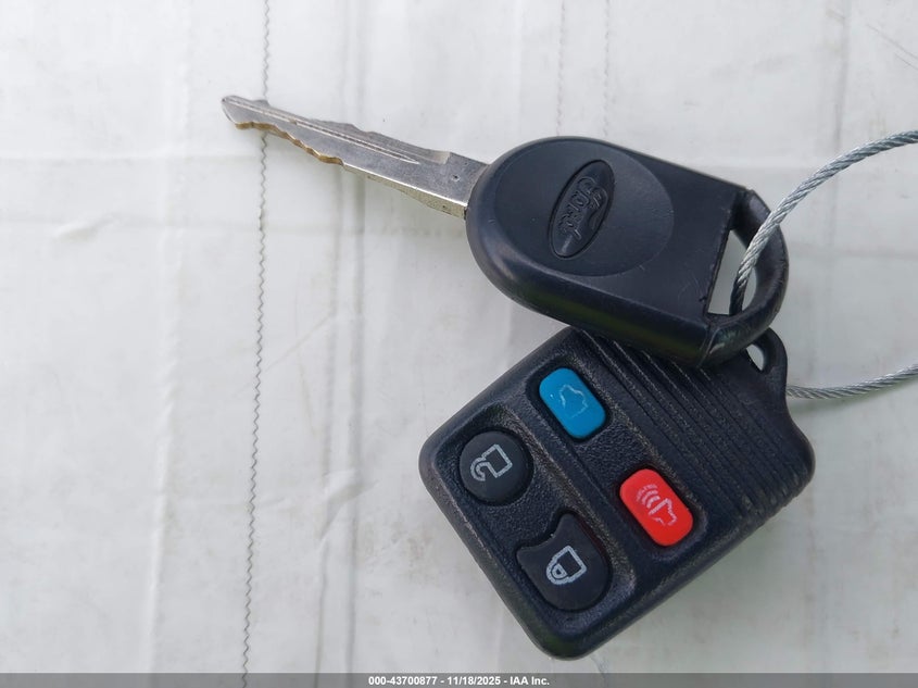 2007 Ford Mustang Gt Deluxe/Gt Premium VIN: 1ZVHT82H175199548 Lot: 43700877