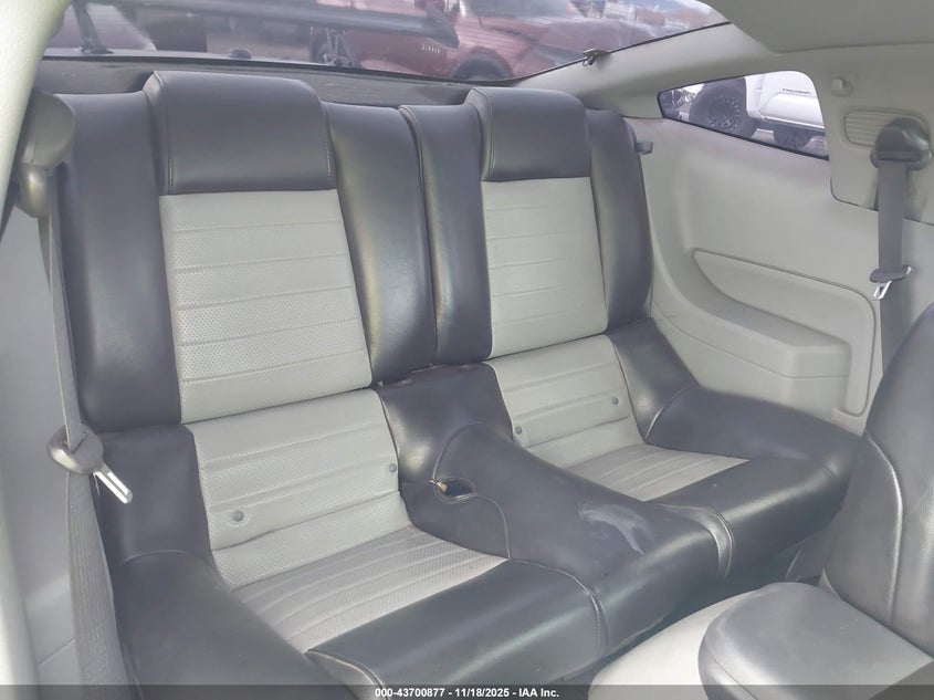 2007 Ford Mustang Gt Deluxe/Gt Premium VIN: 1ZVHT82H175199548 Lot: 43700877