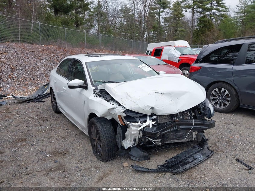 VOLKSWAGEN JETTA 1.4T SE