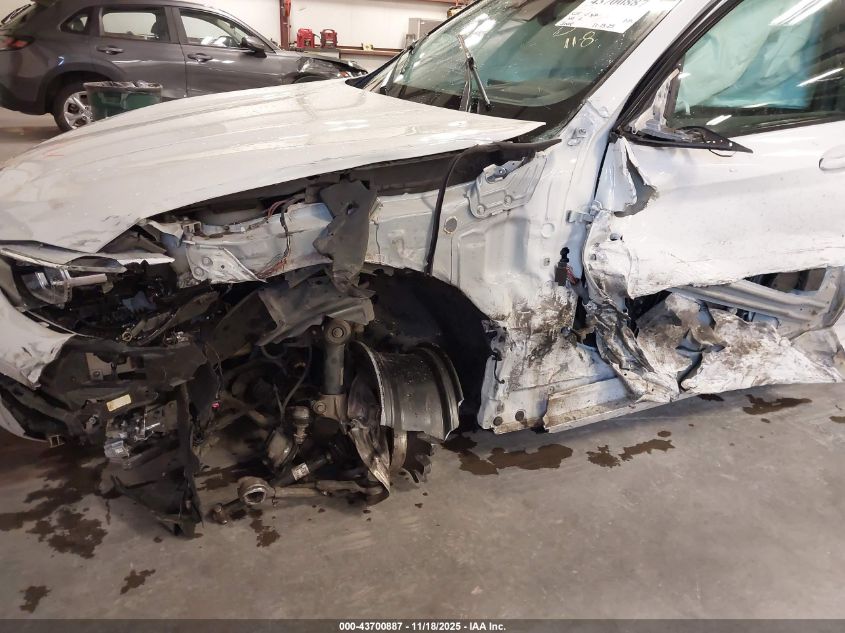 2018 BMW X3 xDrive30I VIN: 5UXTR9C52JLC73036 Lot: 43700887