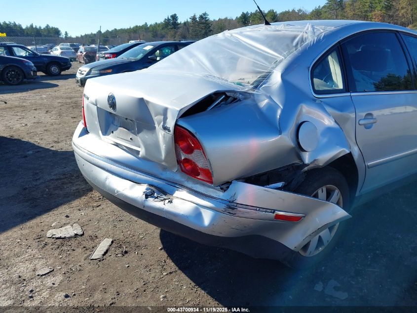 2003 Volkswagen Passat Glx VIN: WVWRH63B83P271321 Lot: 43700934