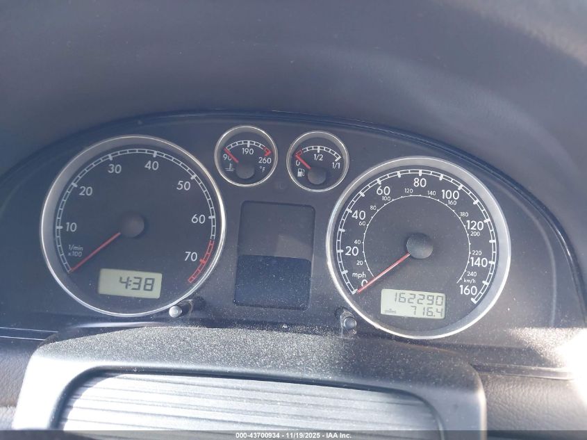 2003 Volkswagen Passat Glx VIN: WVWRH63B83P271321 Lot: 43700934