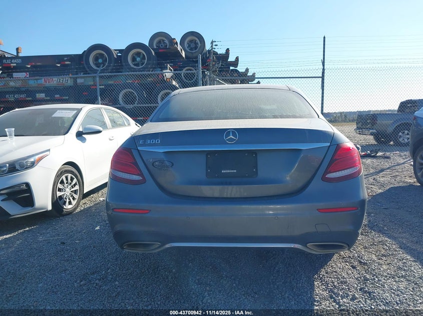 2019 Mercedes-Benz E 300 VIN: WDDZF4JB4KA584158 Lot: 43700942