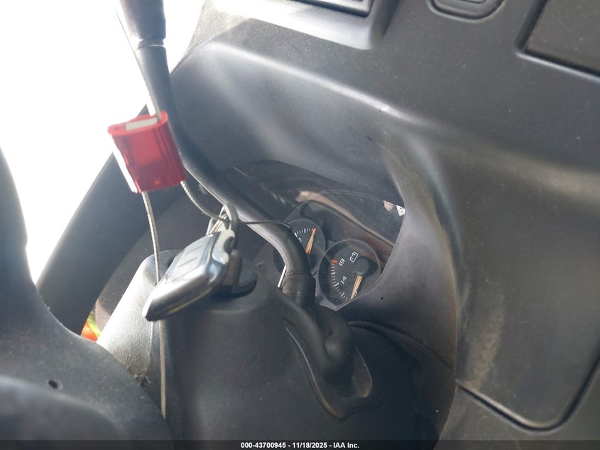 2005 Chevrolet Express VIN: 1GCFG15T051145717 Lot: 43700945