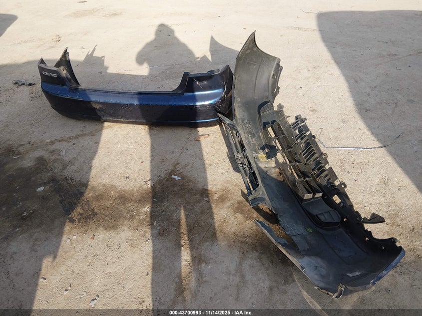 2003 Honda Civic Ex VIN: 2HGES26703H627220 Lot: 43700993