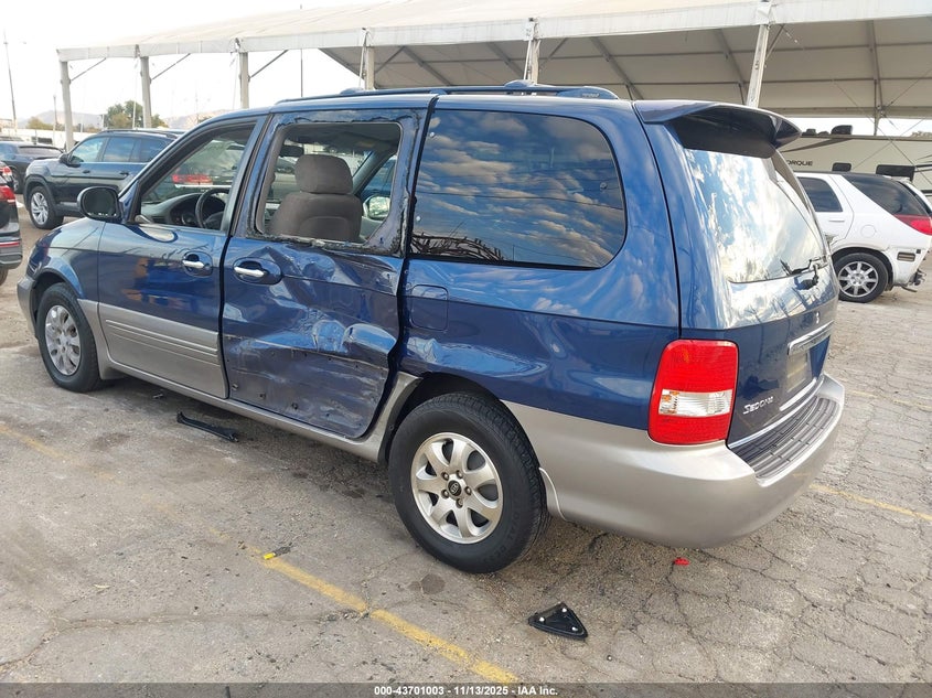 KNDUP132156712070 2005 KIA SEDONA photo no. 3