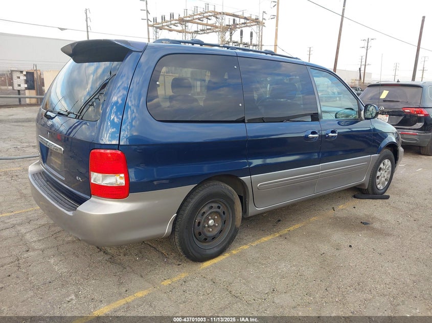 KNDUP132156712070 2005 KIA SEDONA photo no. 4