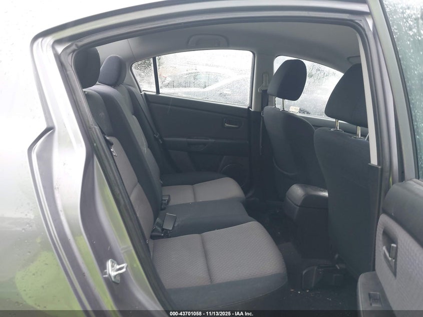 2006 Mazda Mazda3 I VIN: JM1BK12F061482868 Lot: 43701058