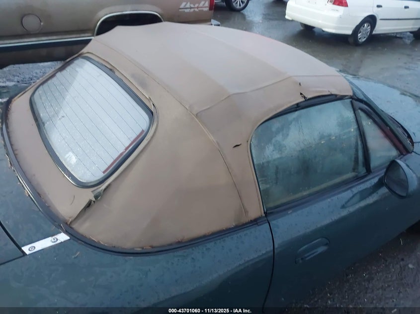 2001 Mazda Mx-5 Miata Ls/Special Edition VIN: JM1NB353810213915 Lot: 43701060