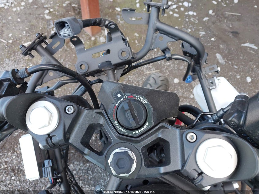 2025 Kawasaki Ex500 A/B VIN: ML5EXGJ1XSDA72298 Lot: 43701069