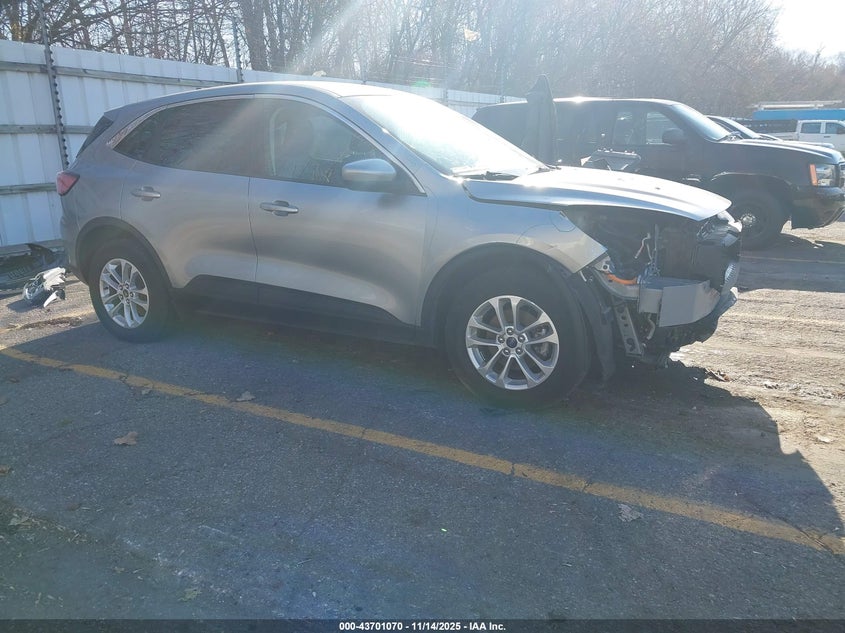 FORD ESCAPE HYBRID SE HYBRID