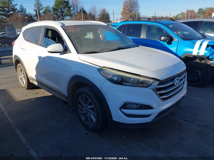 HYUNDAI TUCSON SE