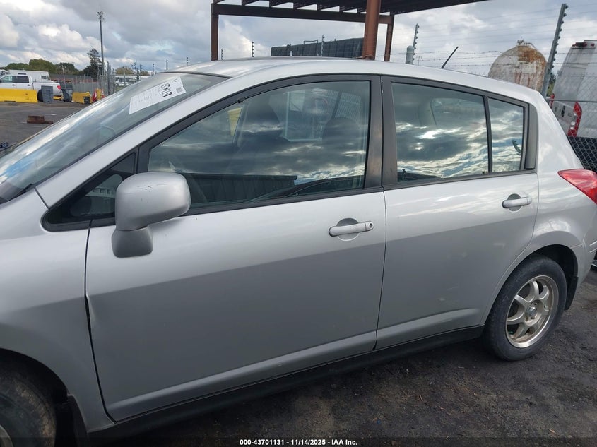 2007 Nissan Versa 1.8S VIN: 3N1BC13E27L382500 Lot: 43701131