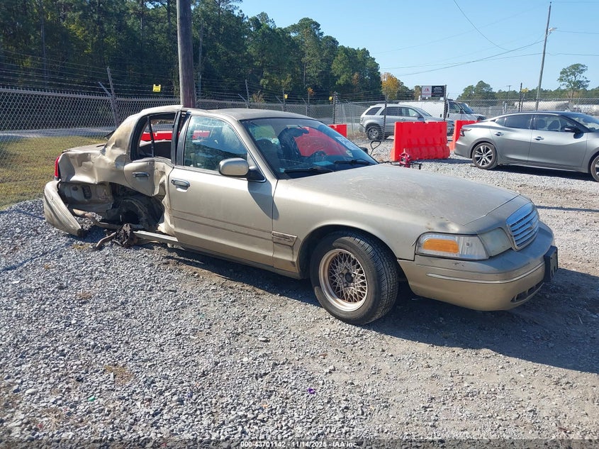 1999 Ford Crown Victoria Lx VIN: 2FAFP74W4XX225262 Lot: 43701142