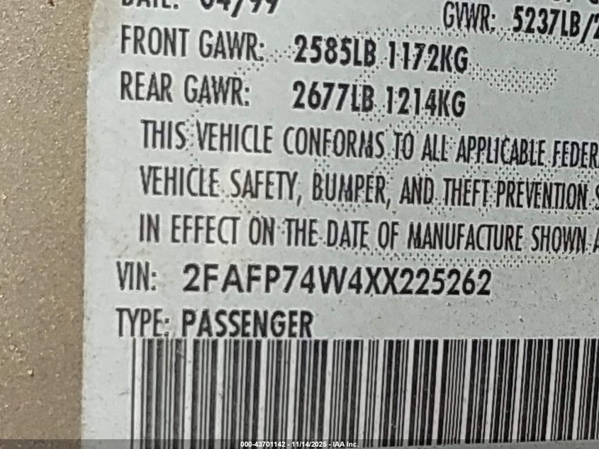 1999 Ford Crown Victoria Lx VIN: 2FAFP74W4XX225262 Lot: 43701142