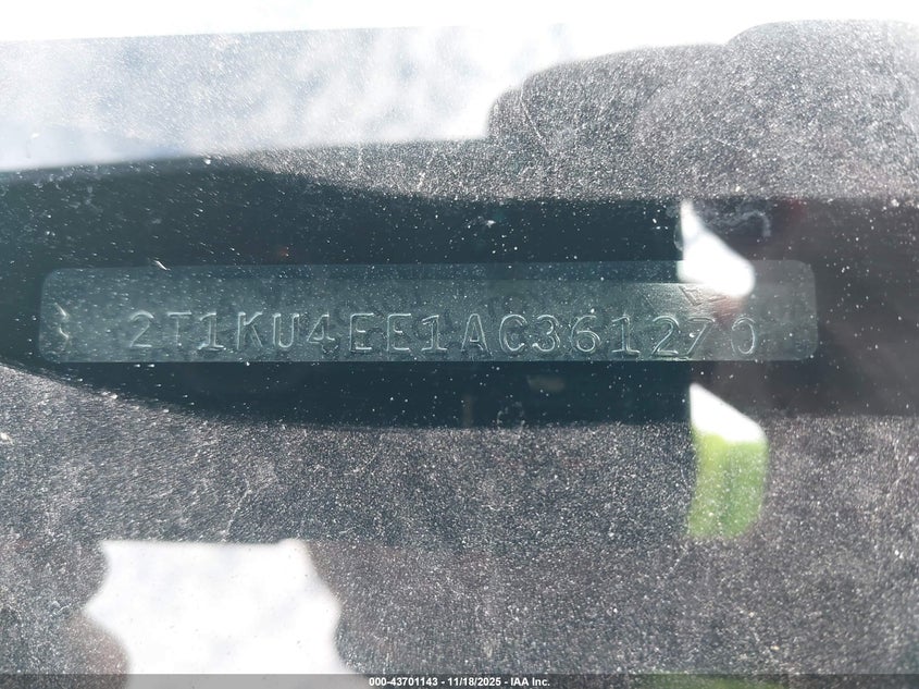 2010 Toyota Matrix VIN: 2T1KU4EE1AC361270 Lot: 43701143