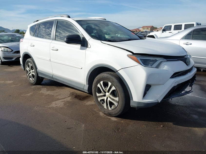 TOYOTA RAV4 LE