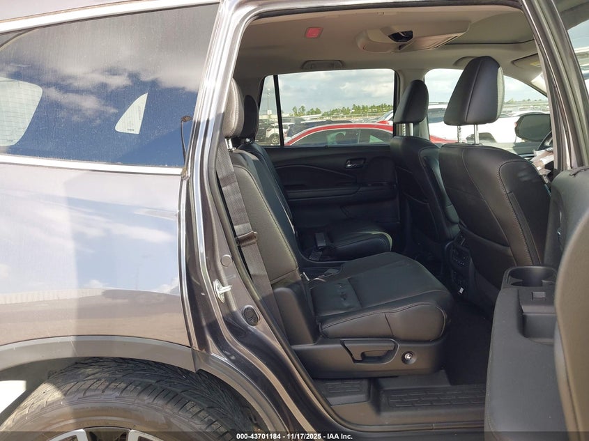 2022 Honda Pilot 2Wd Touring 7 Passenger VIN: 5FNYF5H6XNB022426 Lot: 43701184