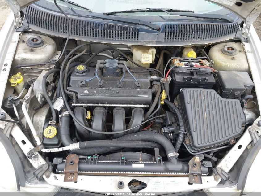 2000 Plymouth Neon Highline VIN: 1P3ES46C5YD676389 Lot: 43701211