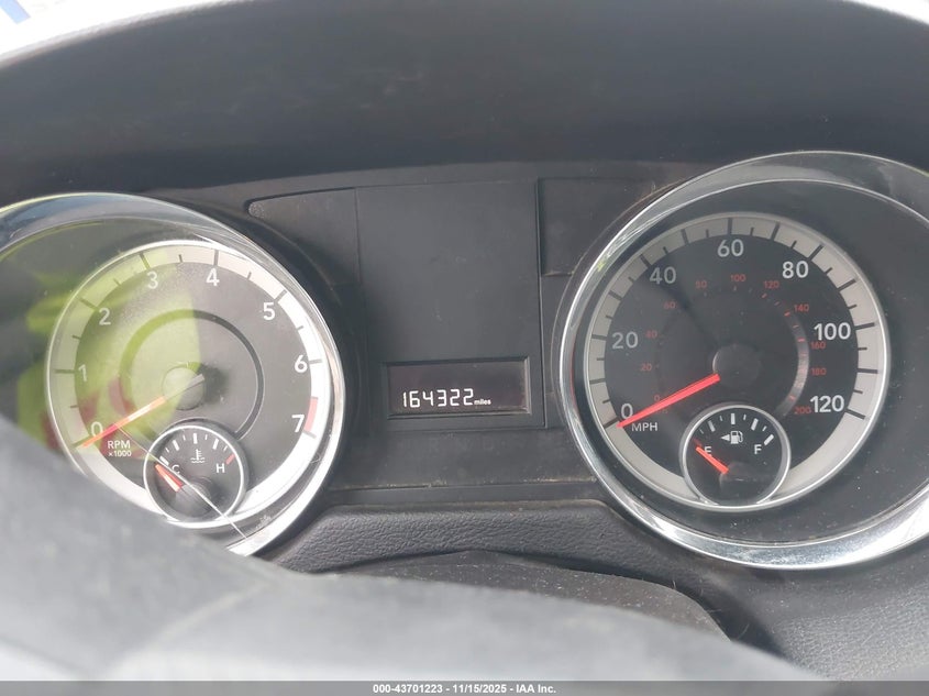 2013 Dodge Grand Caravan Sxt VIN: 2C4RDGCG3DR551273 Lot: 43701223