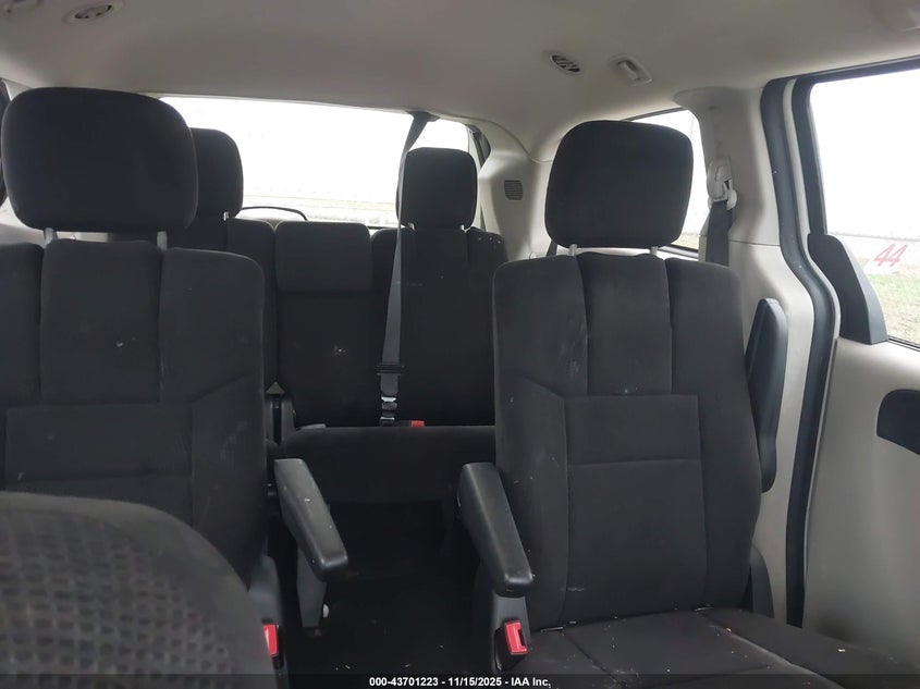 2013 Dodge Grand Caravan Sxt VIN: 2C4RDGCG3DR551273 Lot: 43701223