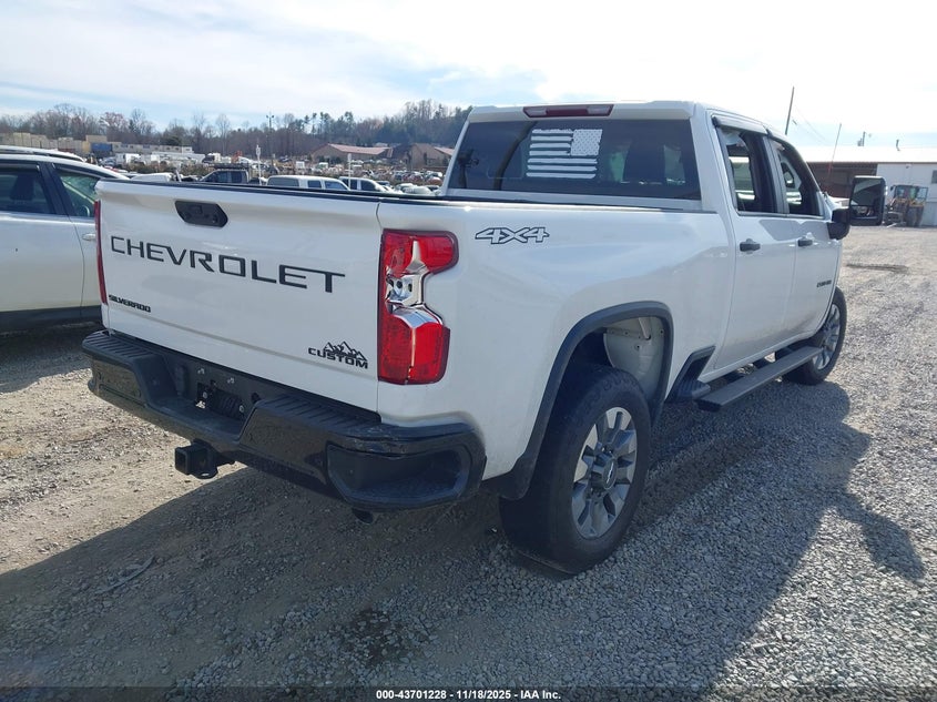 2GC4YME72R1244905 2024 CHEVROLET SILVERADO photo no. 4